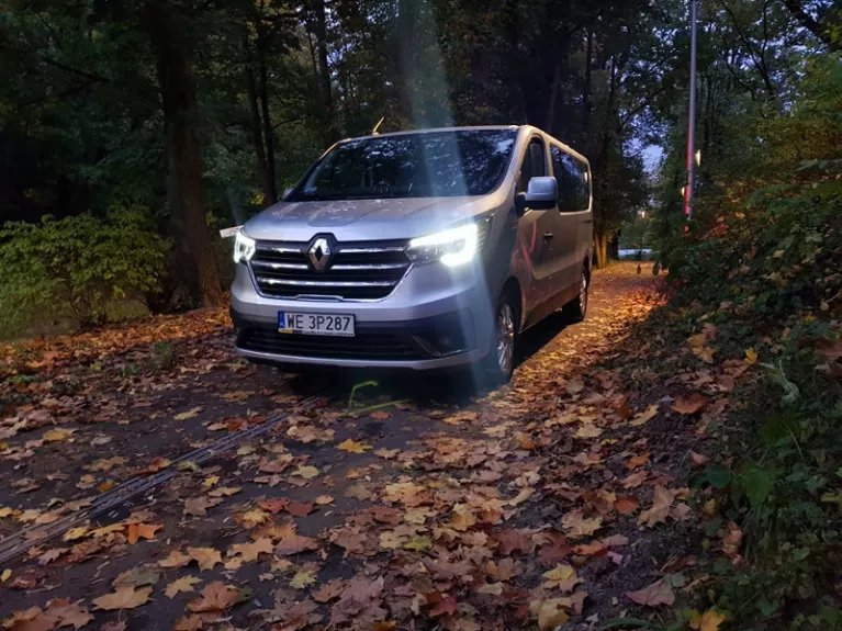Bezpieczna i komfortowa podróż zimą - ogrzewanie postojowe w busach ZorroTrans